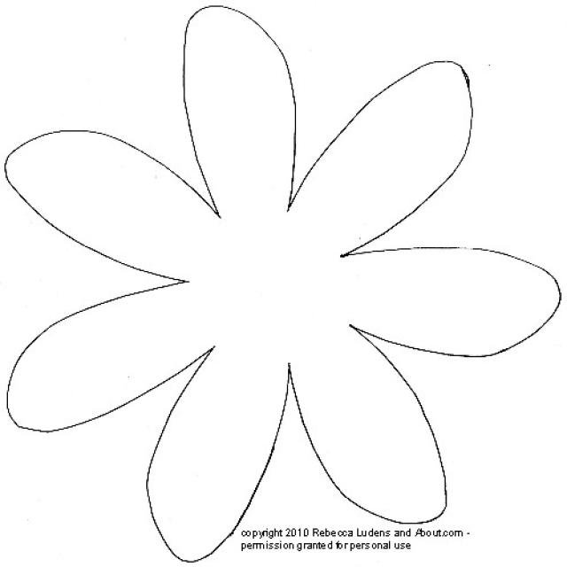 7 Petal Flower Template from www.printablee.com